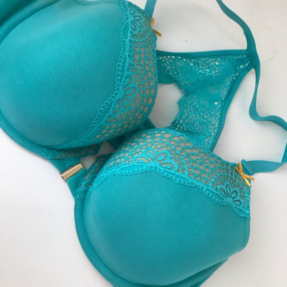 Turquoise T-shirt front strap bras - 42C